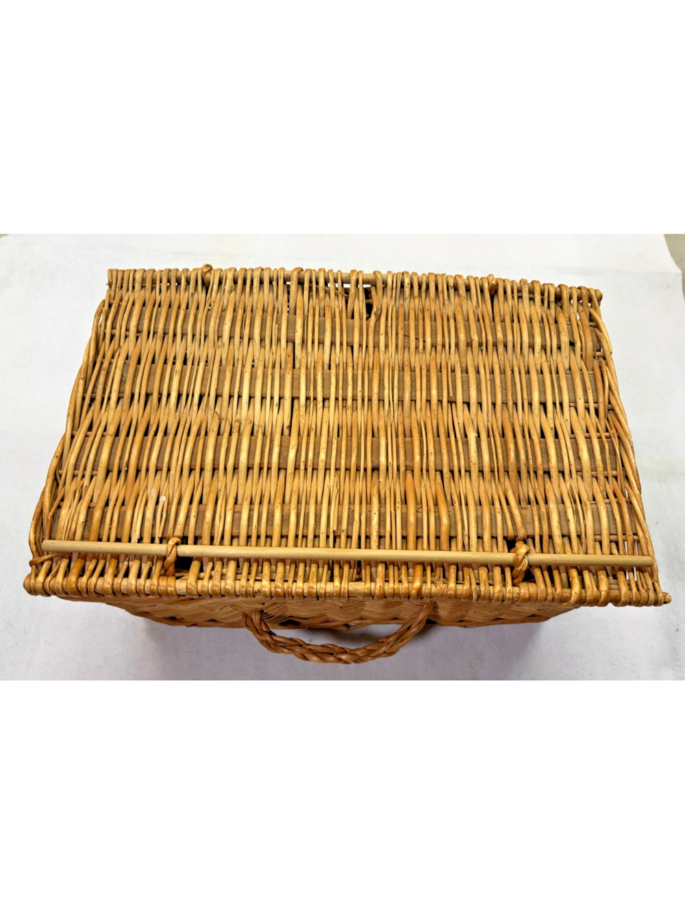 Wicker Storage Basket Hinged Lid Large Rectangular Handled Rustic Woven Vintage